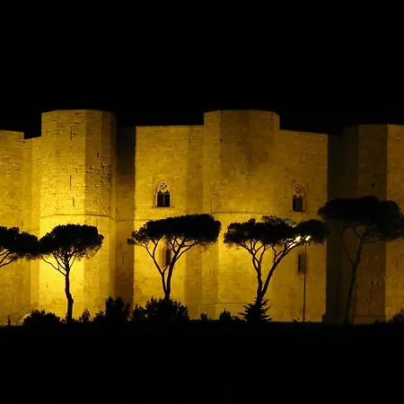 Frühstückspension Tramonto D'oro Castel Del Monte (Apulia)
